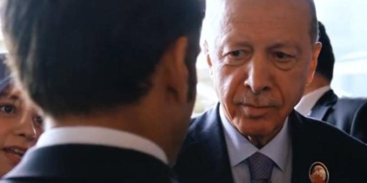 G20’de gülümseten diyalog… Erdoğan Macron’a sordu: “Hani gelecektin?”