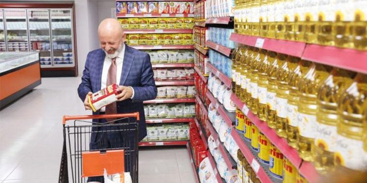 Gereksinim sahiplerine ‘dost eli’ uzatıyor