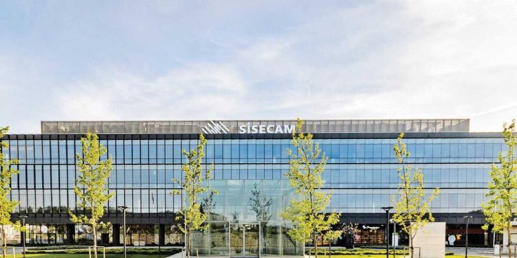 Güneş gücü camı üretecek