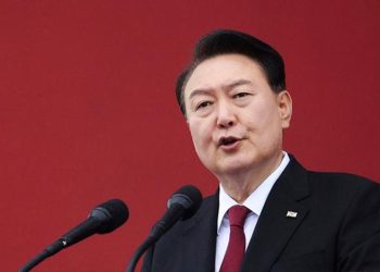 Güney Kore meydan okudu! Nükleer silah resti…