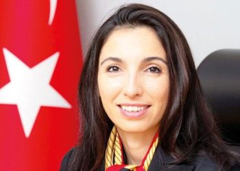 Hafize Gaye Erkan Meclis’e hazırlanıyor