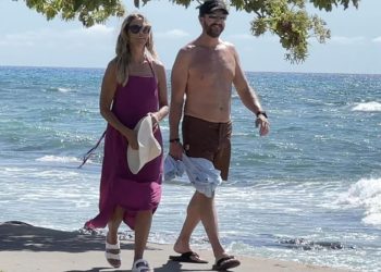 İhanet argümanını ağlayarak yalanladı: Ondan para aldım, ancak kocamın arkadaşıyla sevgili değiliz