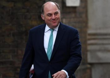 İngiltere Savunma Bakanı Wallace istifa etti! İşte yerine gelen isim…