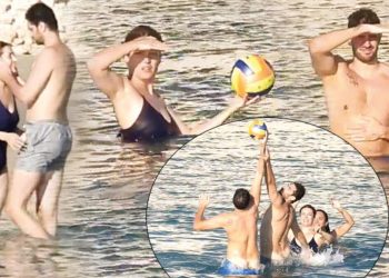 İrem Sak ile Furkan Korkmaz Çeşme’de… Denizde romantizm