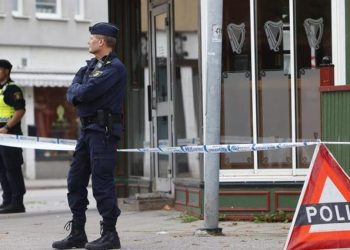 İsveç’te silahlı taarruz: Meyyit ve yaralılar var