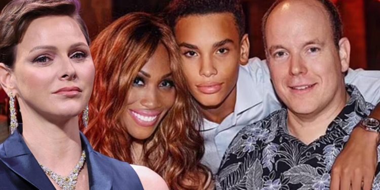 Karısının yüzü nasıl gülsün! Evlilik dışı çocuğu ve kaçamak yaptığı bayanla buluştu