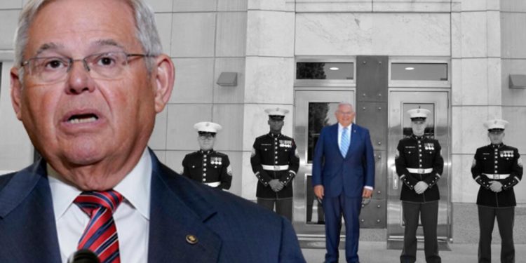 Kıbrıs’ta yakışıksız provokasyon: Menendez tekrar sahnede…Türkiye’ye ve Türk askerine lisan uzattı