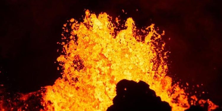 Kilauea Yanardağı faaliyete geçti