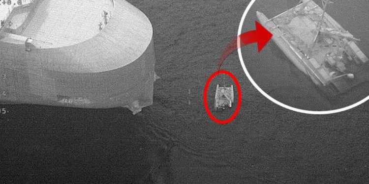 Köpek balıklarının saldırısından bu türlü kurtarıldılar