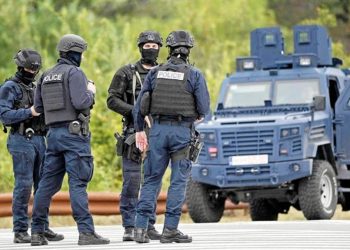 Kosova’da ‘ateşle oyun’… Sırp küme polisi maksat aldı