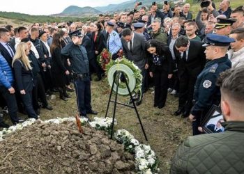 Kosovalı şehit polis son seyahatine uğurlandı