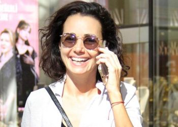 Mahsus Namal alışverişte!