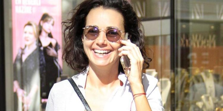 Mahsus Namal alışverişte!