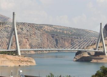 Nissibi Köprüsü’nden 400 bin araç geçti