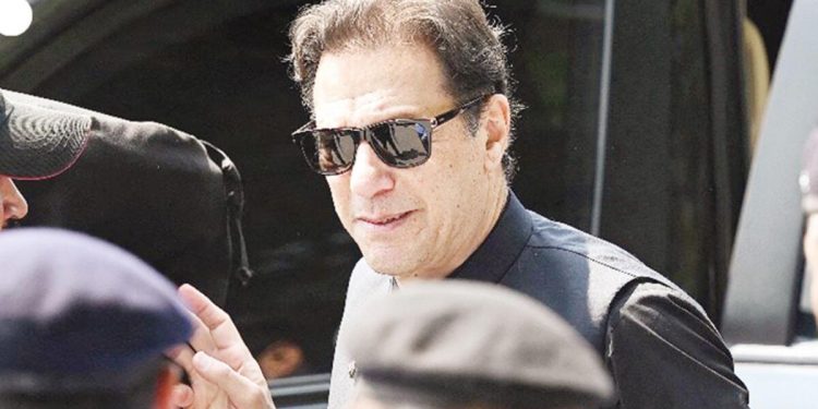 Pakistan’da İmran Han bilmecesi