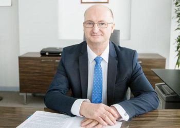 Polonya’da vize skandalı: 350 bin şahsa Schengen satmışlar