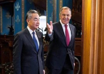 Rusya ve Çin ortasında kritik tepe