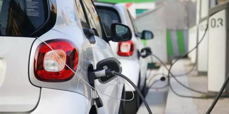 Şarj istasyonuna yıllık 10 milyon dolar yatırım