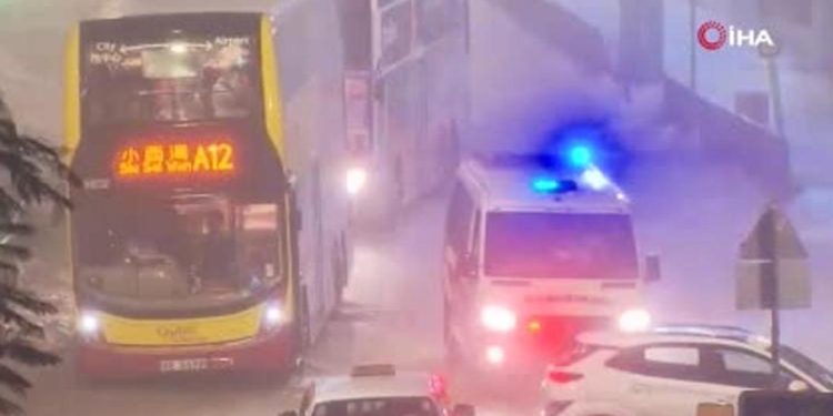 Son 140 yılın en şiddetli yağışı!  Hong Kong sular altında: Can kayıpları var…