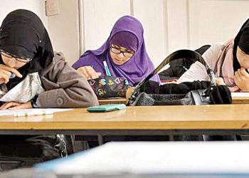 Son dakika: Fransa mahkemesinden reaksiyonlara neden olan abaya yasağına onay!