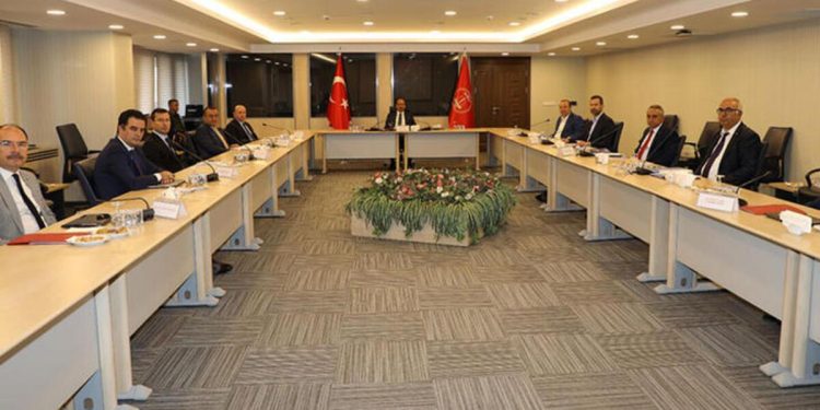 Son dakika haberi! Hakem Konseyi 4. sefer bir ortaya geldi! Memur artırımı için son toplantı perşembe