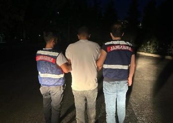 Suriye hududunda PKK’lı terörist yakalandı