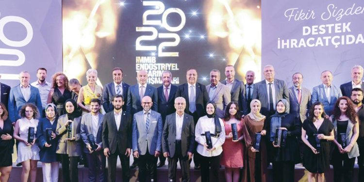 ‘Tasarım geleceği inşa edecek’