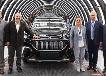 TBMM Sanayi Kurulu Gemlik’te… Vekillerden Togg’a tam not