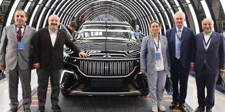 TBMM Sanayi Kurulu Gemlik’te… Vekillerden Togg’a tam not