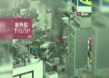 Tokyo’da yangın paniği