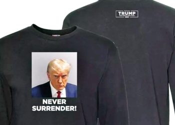 Trump’ın sabıka fotoğrafı kampanya aracı oldu