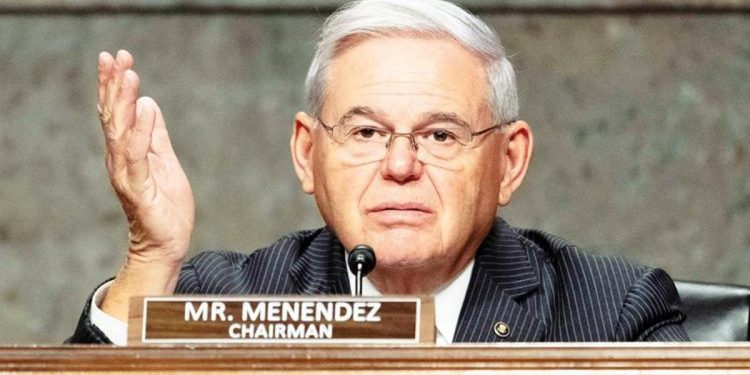 Türkiye aksisi Senatör ısrarlı… Yolsuzlukla suçlanan Menendez istifa etmiyor