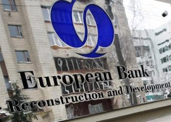 Türkiye için büyüme iddiasını revize etti