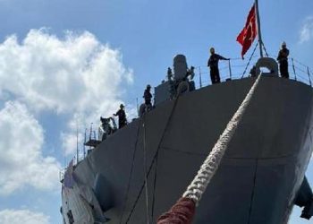 Türkiye’den yardım eli: TCG Bayraktar ve TCG Sancaktar, Libya’da