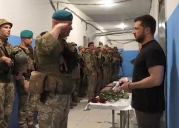 Ukrayna’dan Rusya’ya İHA saldırısı… Ukrayna önderi Zelenski cephe çizgisinde