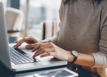 Üniversite 1. sınıf ve hazırlık sınıfı ders kaydı yapar mı? Üniversite 1. sınıf ders seçimi nasıl yapılır?