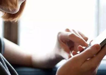 Üniversite öğrencilerine cep telefonu dayanağı… Ayrıntılar belirli oldu