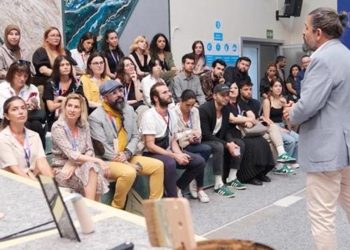 Üniversiteli boya ustaları