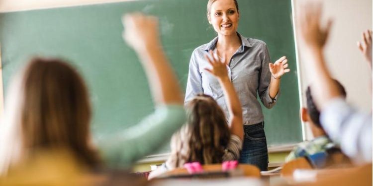 Uzman öğretmenlik ve başöğretmenlik eğitimleri ne vakit bitiyor, uzatıldı mı 2023? MEB AÇIKLADI!