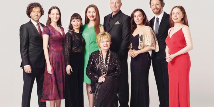 ‘Veda’ tiyatro sahnesinde