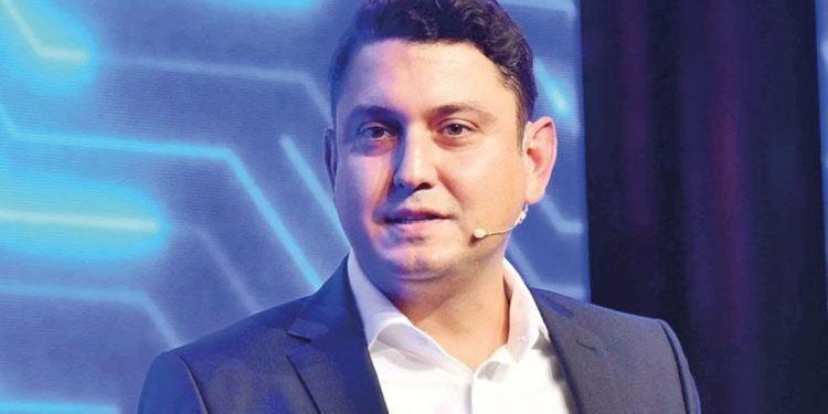 Yapay zekâ takviyeli öğrenme tecrübesi