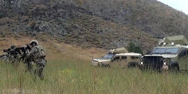 Yeniden provokasyon! Ermenistan, Azerbaycan mevzilerine ateş açtı