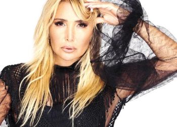 Yonca Evcimik:Yaşım 60 ruhum ergen