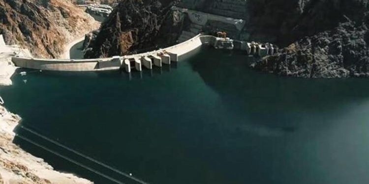 Yusufeli Barajı’nda türbin döndürme başladı