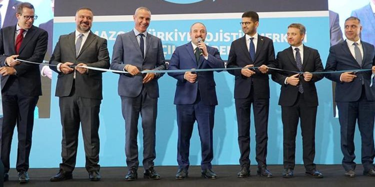 100 milyon dolarlık lojistik merkezi merasimle açıldı