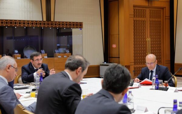 Ekonomi yönetiminin gündemi yoğun