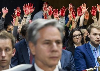 ABD Senatosu’nda savaş tersi protesto: 12 gözaltı