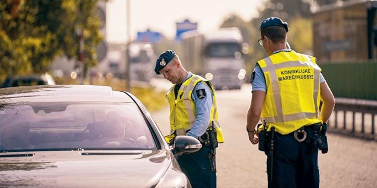 Avrupa hudutta tedbirleri arttırıyor