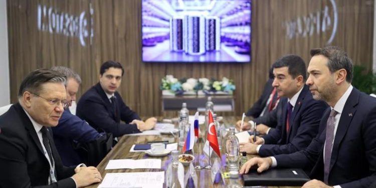 Bakan Bayraktar açıkladı: Rosatom yenilenebilir güce yatırım yapmak istiyor