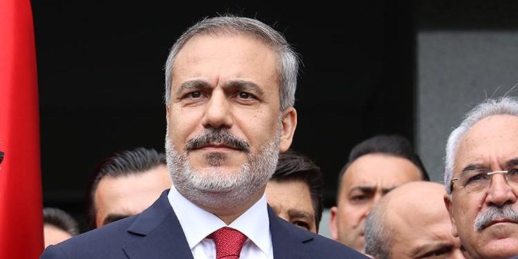 Bakan Fidan’dan Lübnan’a kritik ziyaret